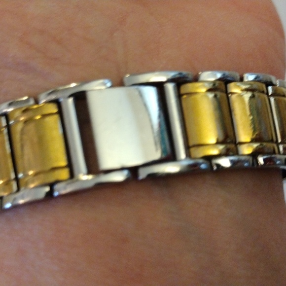 Armitron Now watch. - Picture 3 of 8